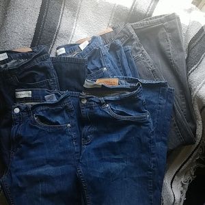 5 pair of Levi athletic fit boy jeans